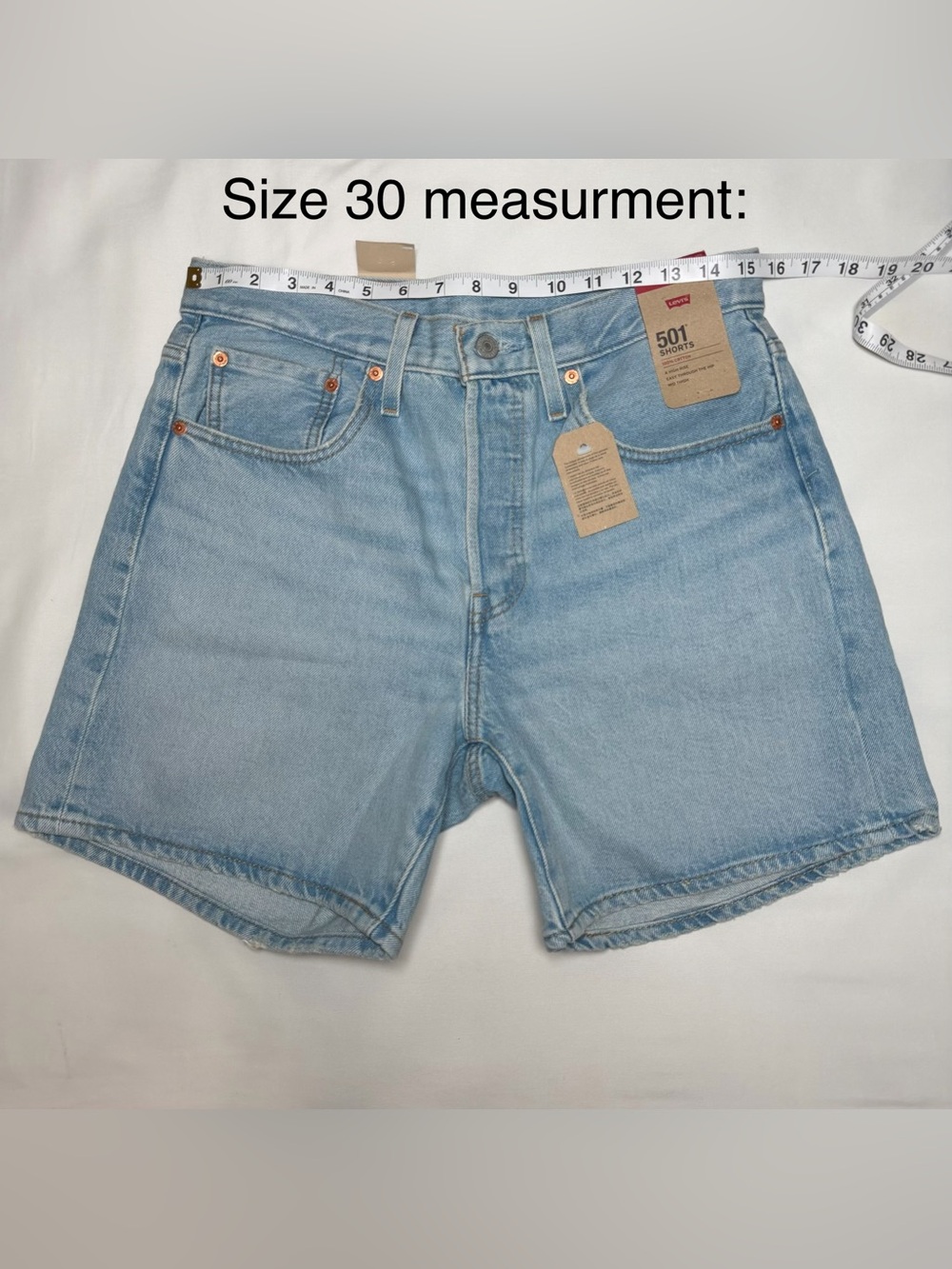 NWT Levi's 501 Button Fly Shorts High Rise Mid Thigh Medium Wash 100% Cotton - Picture 9 of 10